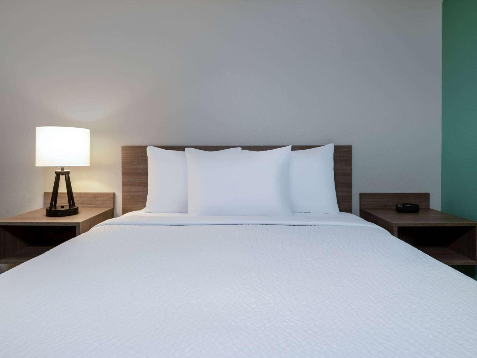 Echo Suites Extended Stay By Wyndham Indianapolis Ameriplex Экстерьер фото