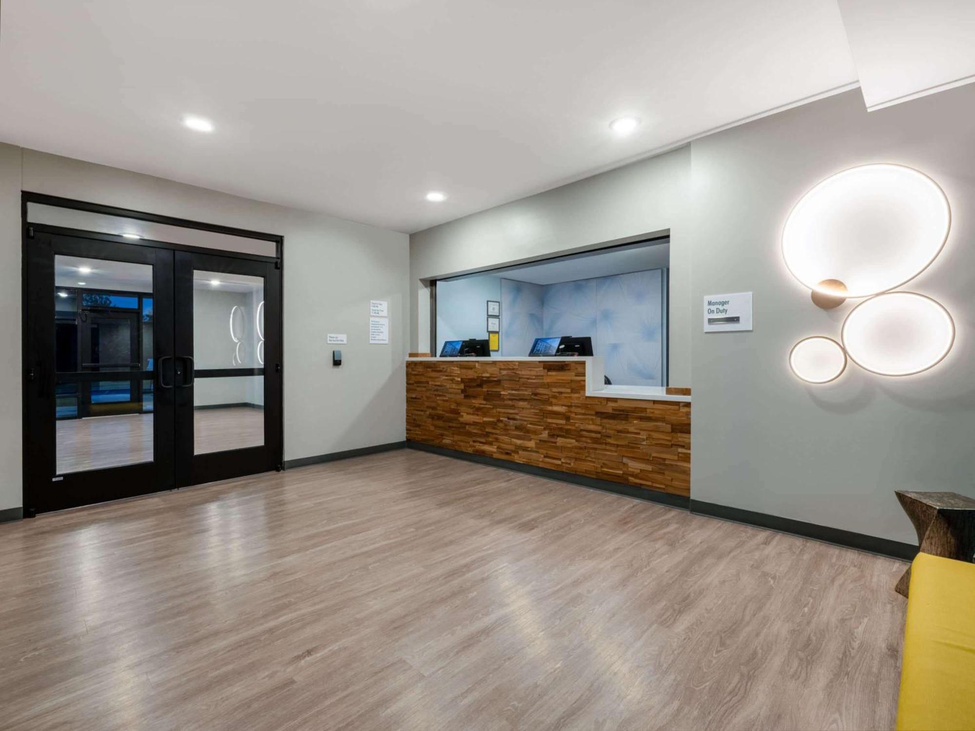 Echo Suites Extended Stay By Wyndham Indianapolis Ameriplex Экстерьер фото