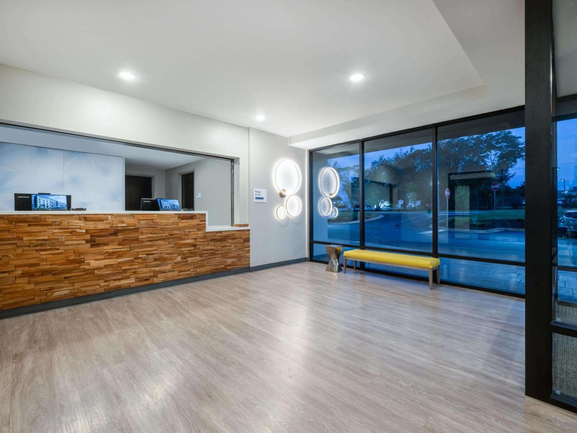 Echo Suites Extended Stay By Wyndham Indianapolis Ameriplex Экстерьер фото