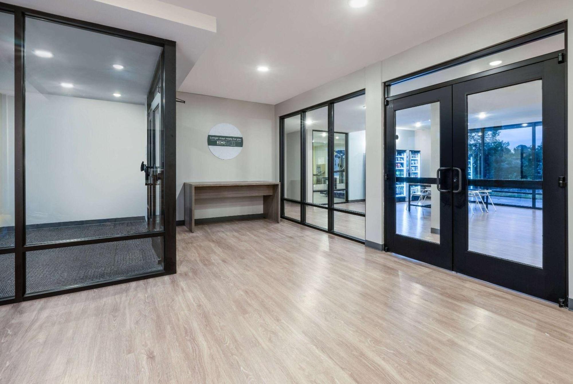 Echo Suites Extended Stay By Wyndham Indianapolis Ameriplex Экстерьер фото