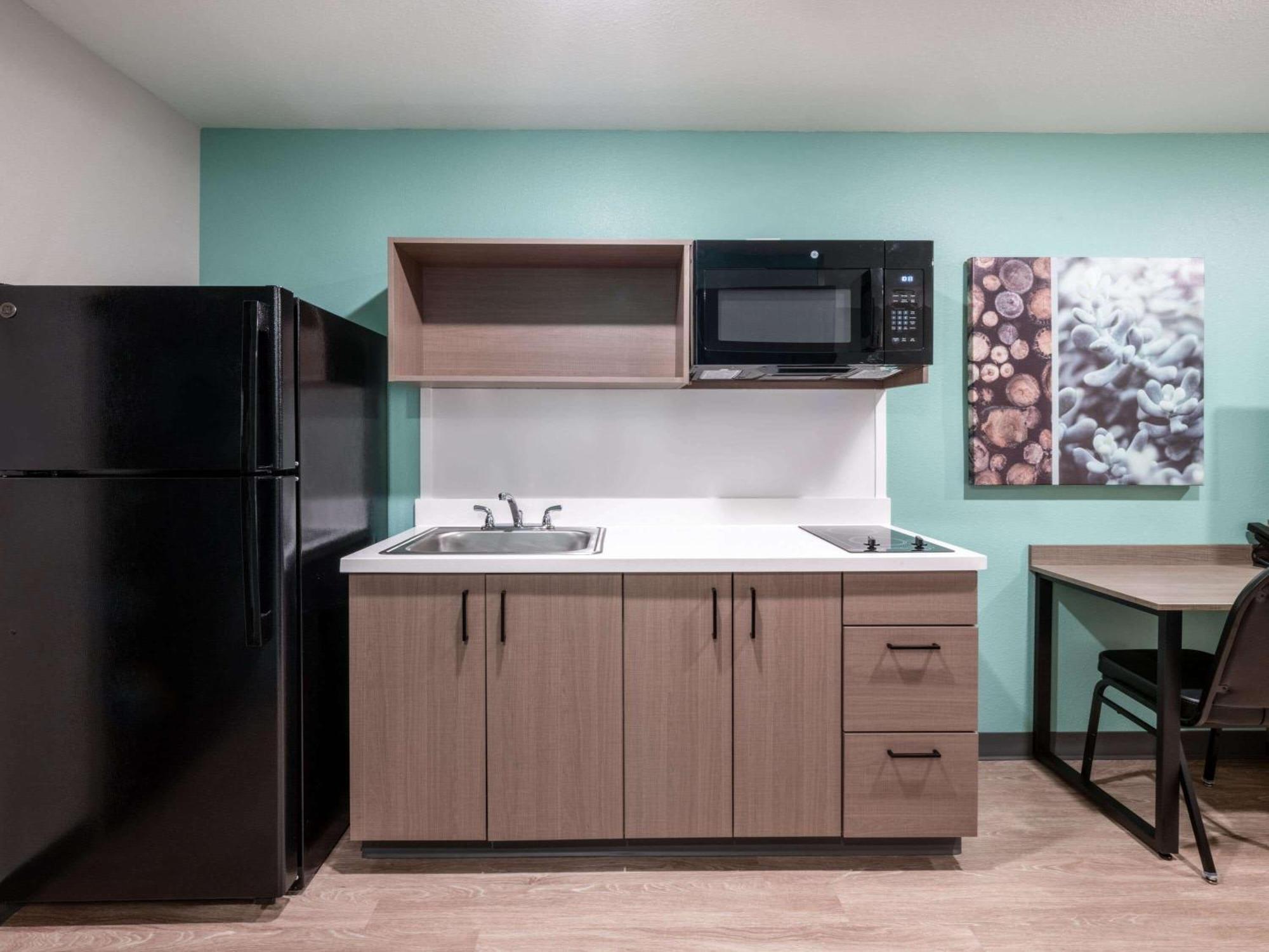 Echo Suites Extended Stay By Wyndham Indianapolis Ameriplex Экстерьер фото