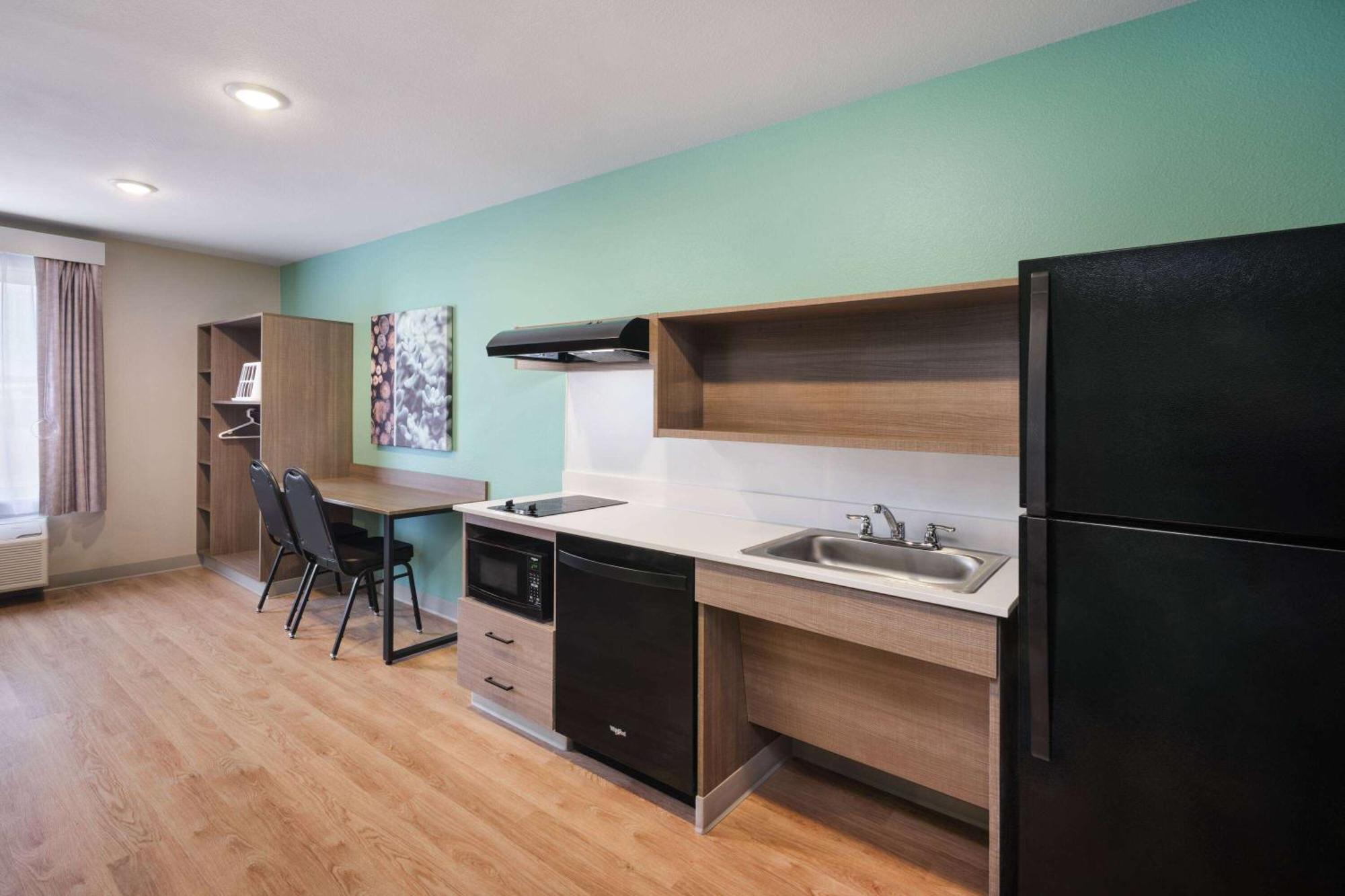 Echo Suites Extended Stay By Wyndham Indianapolis Ameriplex Экстерьер фото