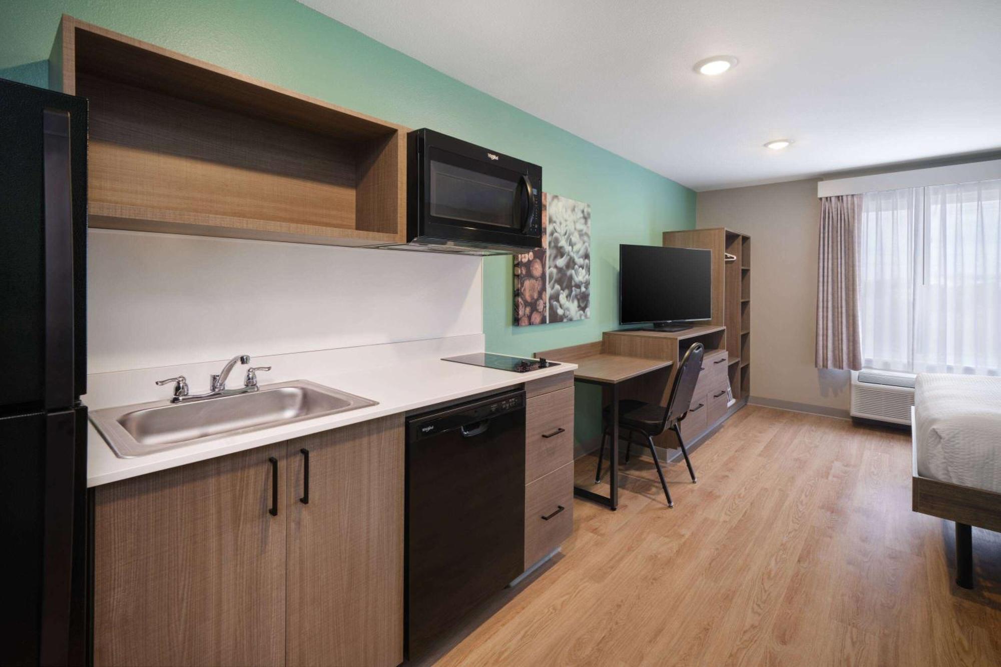 Echo Suites Extended Stay By Wyndham Indianapolis Ameriplex Экстерьер фото